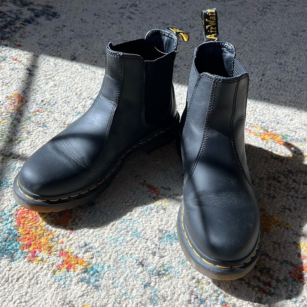 Doc Martens Chelsea Boots